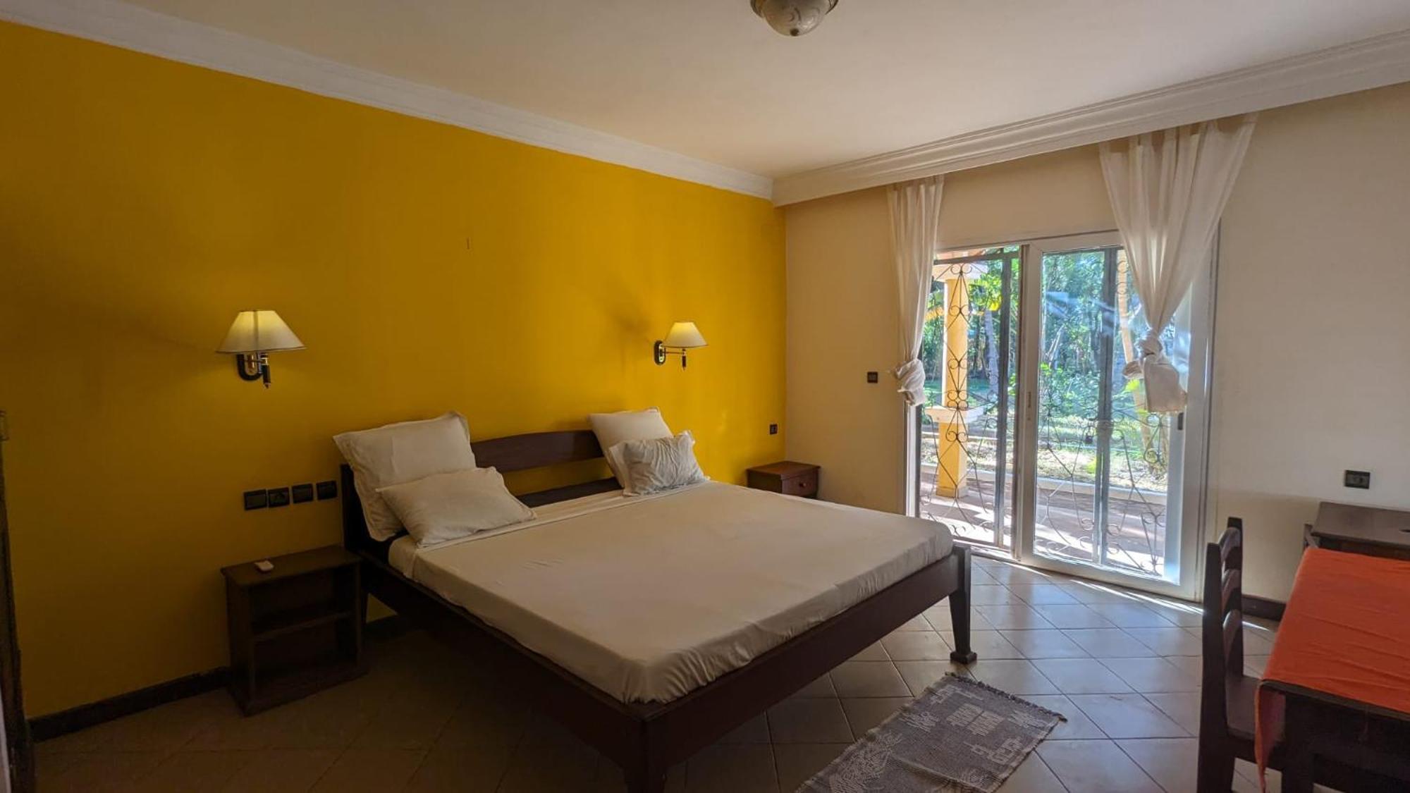 Ar Sun Hotel Antsiranana Exterior photo
