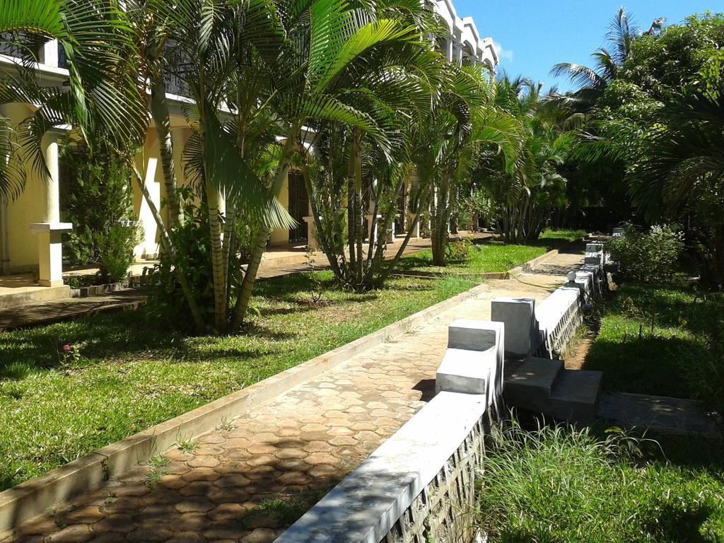 Ar Sun Hotel Antsiranana Exterior photo