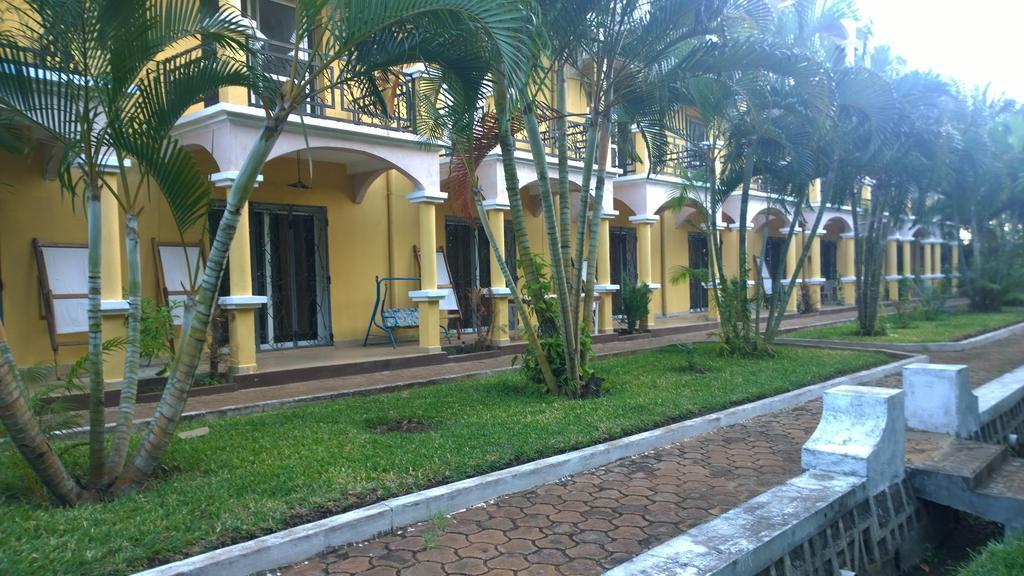 Ar Sun Hotel Antsiranana Exterior photo